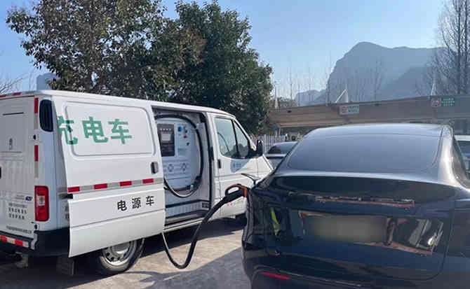 永定区汽车搭电